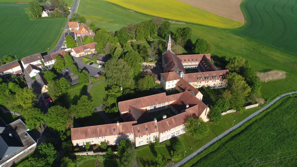 Tagungszentrum Schmerlenbach Hosbach Bagian luar foto